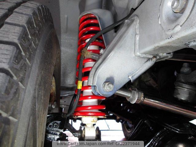 Suzuki Jimny 1998 thumbnail 36