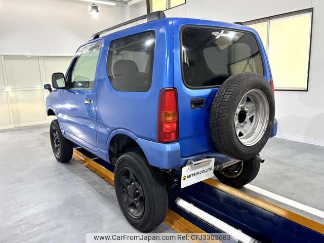 Suzuki Jimny 2000 thumbnail 5