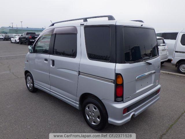 Daihatsu Atrai Wagon 1999 thumbnail 6