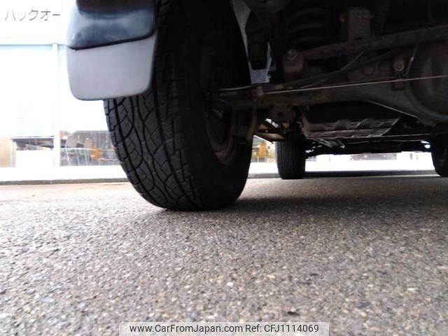 Toyota Hilux Surf 1998 thumbnail 44