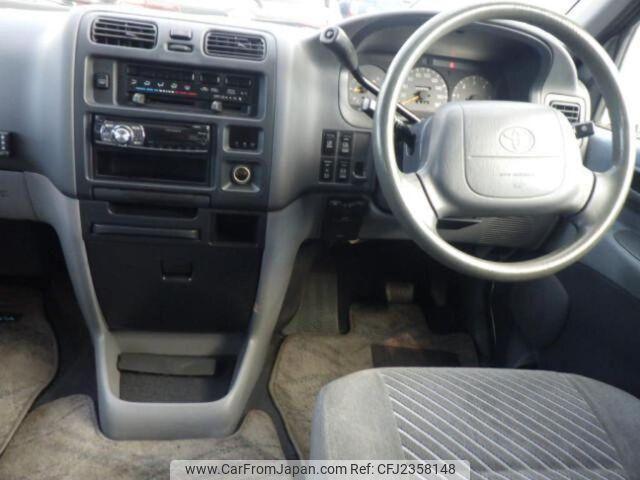 Toyota Granvia 1996 thumbnail 3