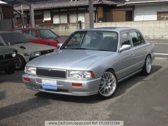 Nissan Crew 1998 thumbnail 5