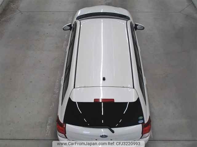 Toyota Corolla Fielder thumbnail 11