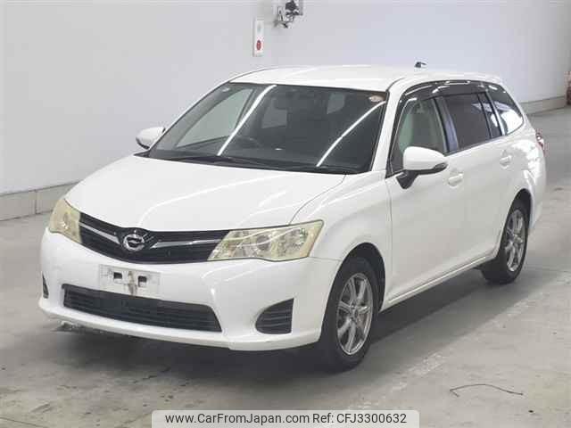 Toyota Corolla Fielder thumbnail 5