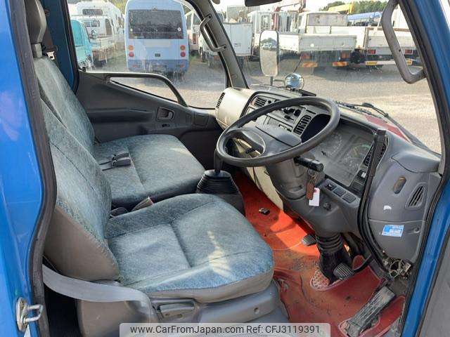 Mitsubishi Fuso Canter 1999 thumbnail 18