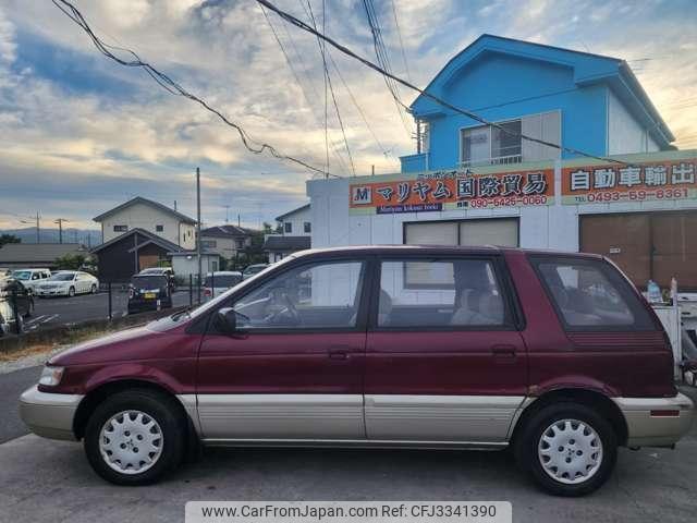 Mitsubishi Chariot 1992 thumbnail 5