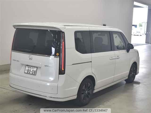 Honda stepwagon thumbnail 6