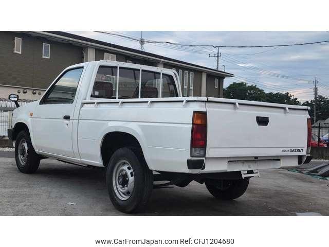 Nissan Datsun Pickup 1991 thumbnail 15