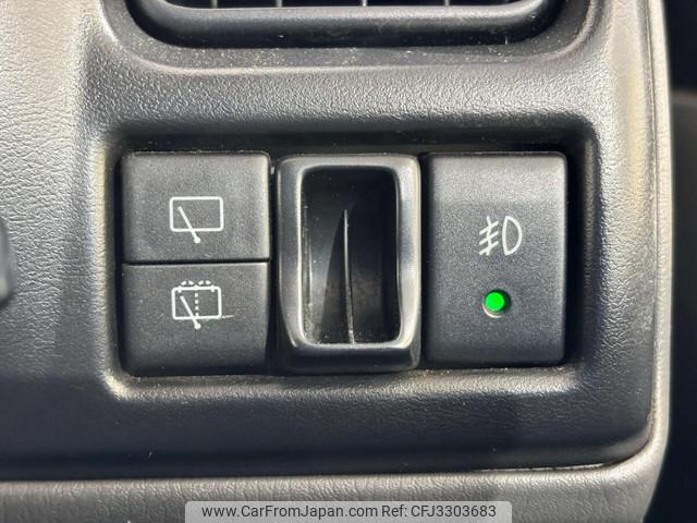 Suzuki Jimny 2000 thumbnail 17