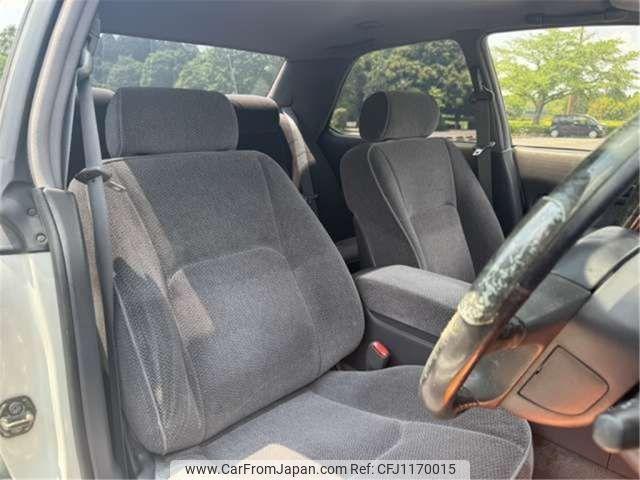 Nissan Gloria Van 1994 thumbnail 28