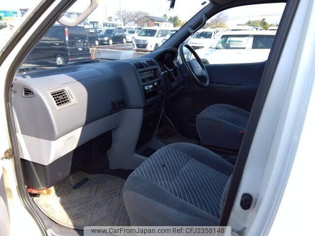 Toyota Granvia 1996 thumbnail 6