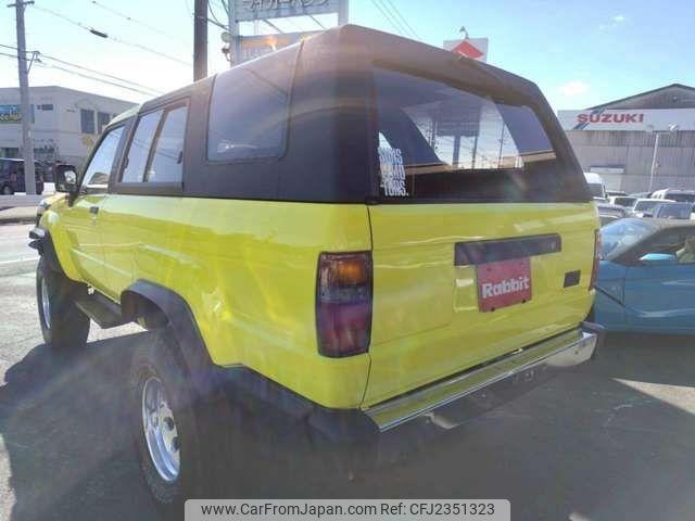 Toyota Hilux Surf 1986 thumbnail 6