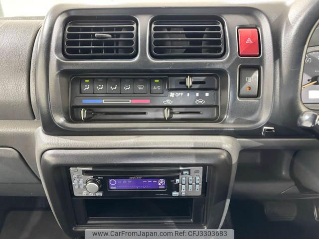 Suzuki Jimny 2000 thumbnail 14