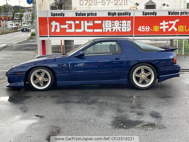 Mazda Savanna RX-7 1991 thumbnail 5