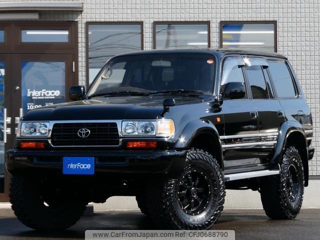Toyota Land Cruiser 80 1996 thumbnail 3