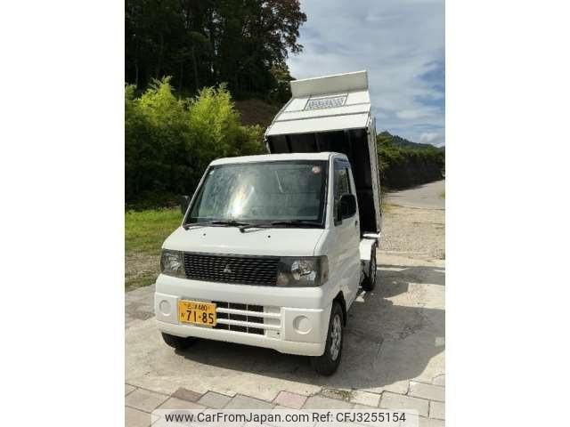 Mitsubishi Minicab Truck 2001
