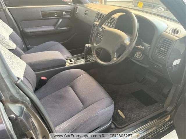 Nissan Gloria Van 1993 thumbnail 13