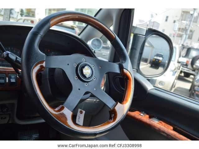 Mitsubishi Delica Spacegear 1999 thumbnail 39