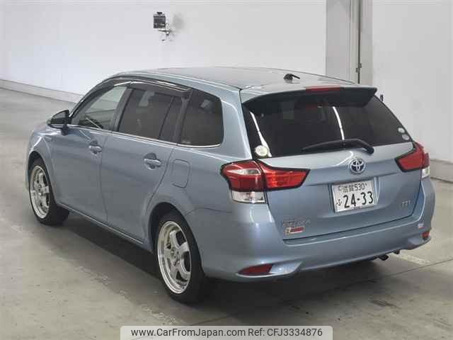 Toyota Corolla Fielder thumbnail 2