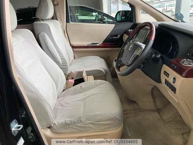 Toyota Vellfire thumbnail 8