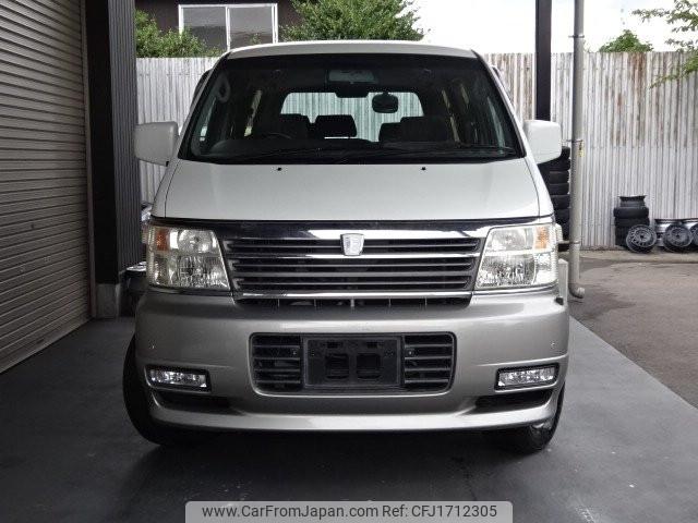 Nissan Elgrand 2000 thumbnail 8