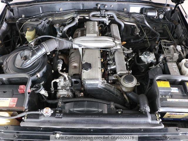 Toyota Land Cruiser 1997 thumbnail 2