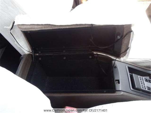 Toyota Crown 1987 thumbnail 23