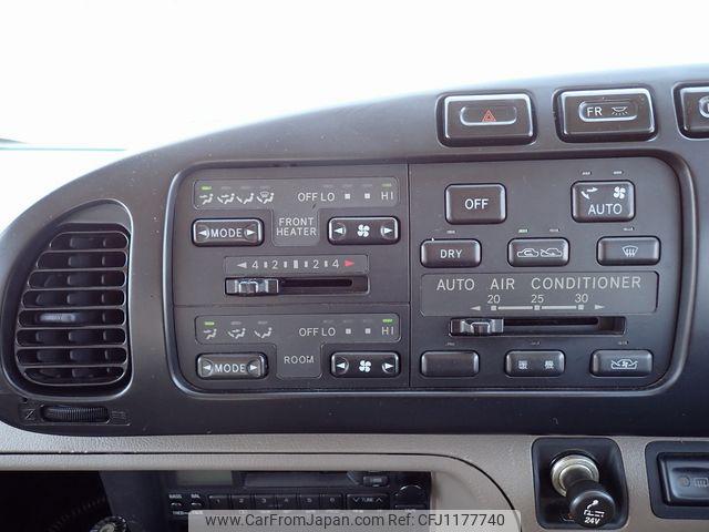Toyota Coaster 1994 thumbnail 40