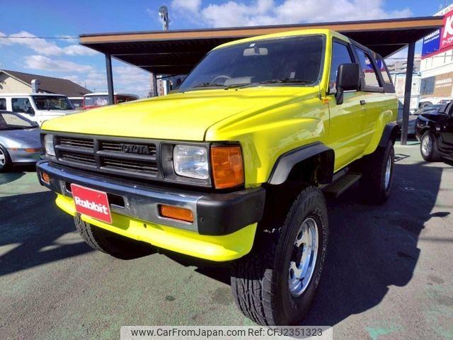 Toyota Hilux Surf 1986 photo 1