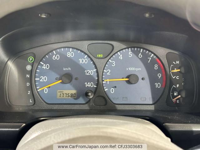 Suzuki Jimny 2000 thumbnail 8