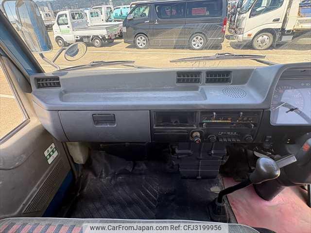 Mitsubishi Fuso Canter 1989 thumbnail 24