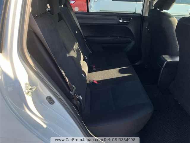 Toyota Corolla Fielder thumbnail 9