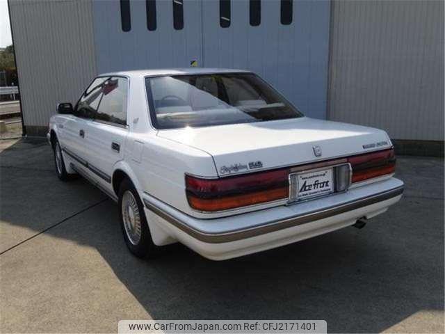 Toyota Crown 1987 thumbnail 2