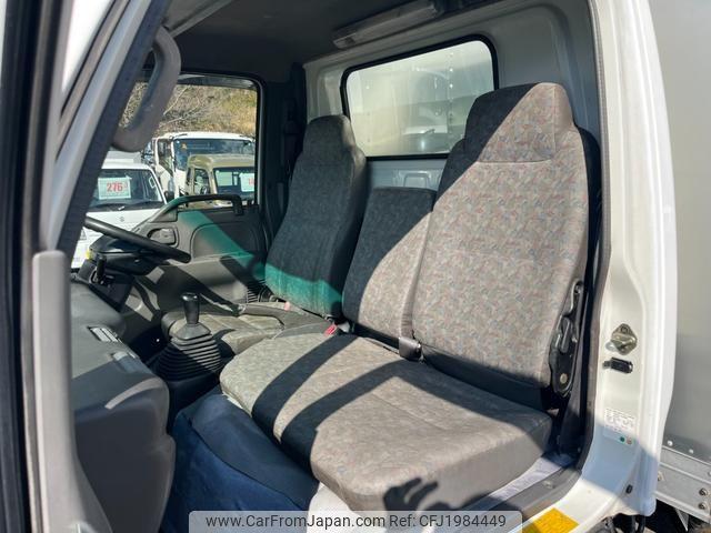 Isuzu Elf Truck 2000 thumbnail 19