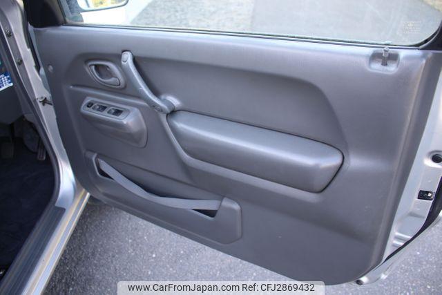 Suzuki Jimny Wide 2001 thumbnail 40