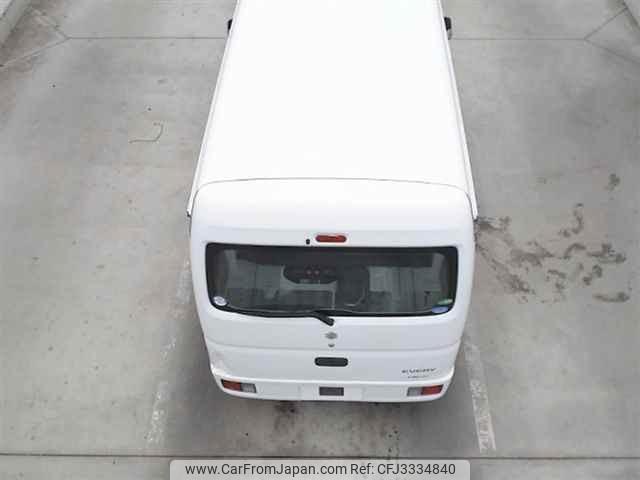 Suzuki Every thumbnail 11