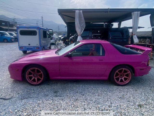 Mazda Savanna RX-7 1991 thumbnail 3