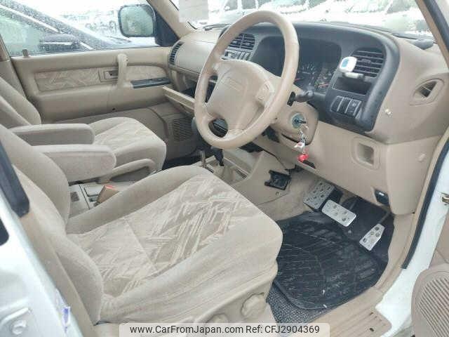 Isuzu Bighorn 2000 thumbnail 4