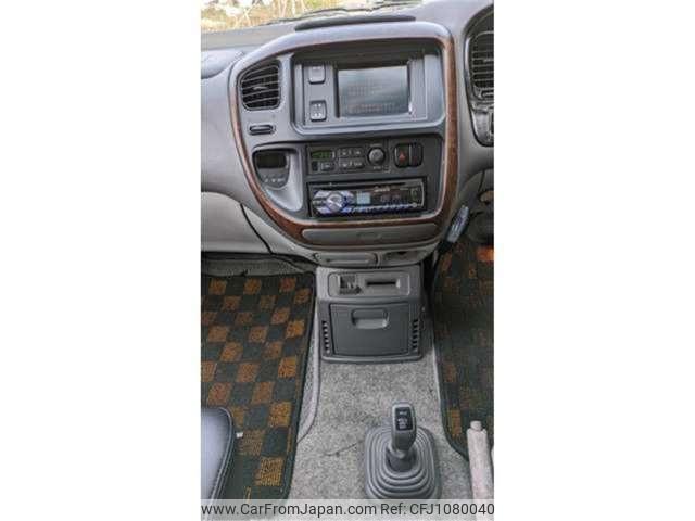 Mitsubishi Delica Spacegear 1998 thumbnail 13