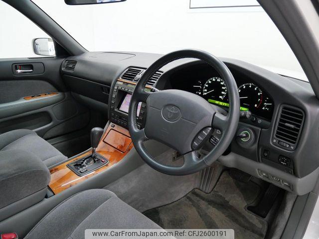 Toyota Celsior 2000 thumbnail 2