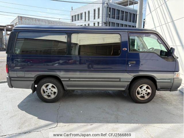 Nissan Caravan Coach 1996 thumbnail 18