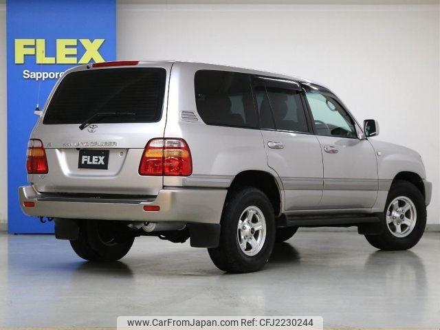 Toyota Land Cruiser Wagon 1999 thumbnail 2