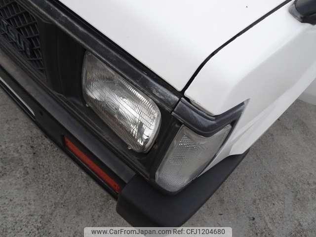 Nissan Datsun Pickup 1991 thumbnail 17