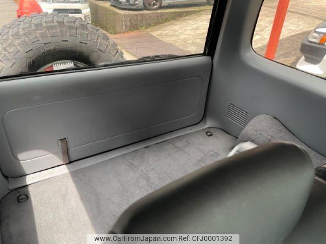 Toyota Hilux Surf 1998 thumbnail 5