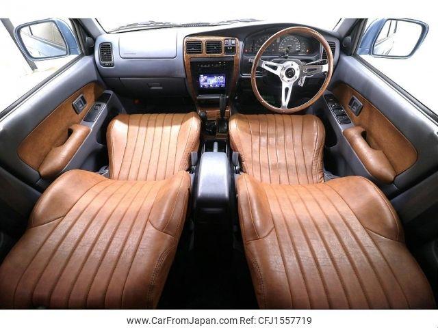Toyota Hilux Surf 1997 thumbnail 3