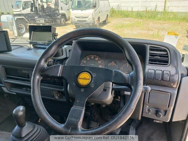 Isuzu Elf Truck 1999 thumbnail 29