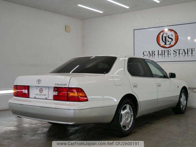Toyota Celsior 2000 thumbnail 4