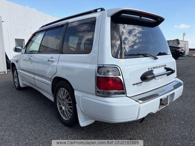 Subaru Forester 1999 thumbnail 3