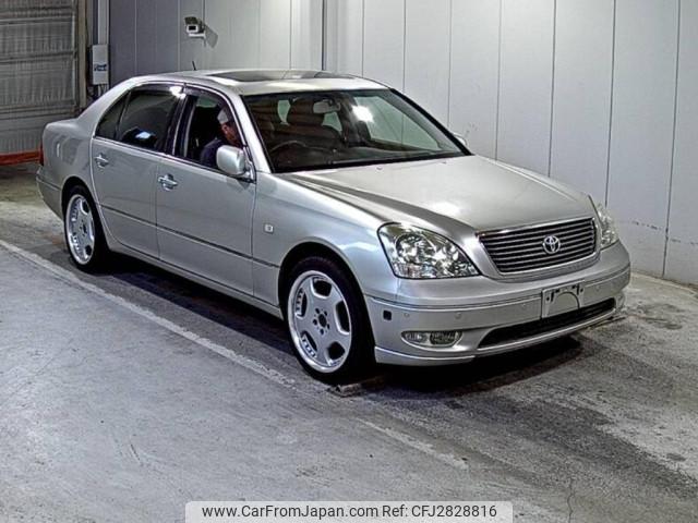 Toyota Celsior 2001