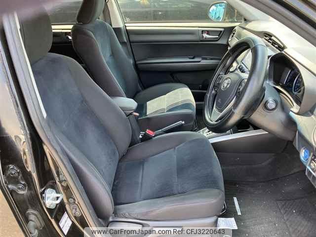 Toyota Corolla Fielder thumbnail 8